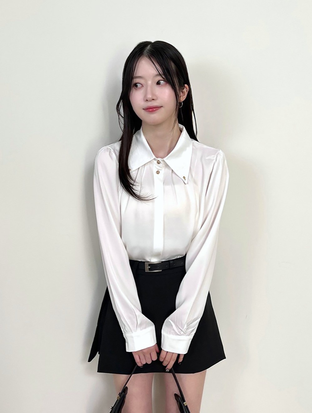 サテンボタンブラウス | 詳細画像3