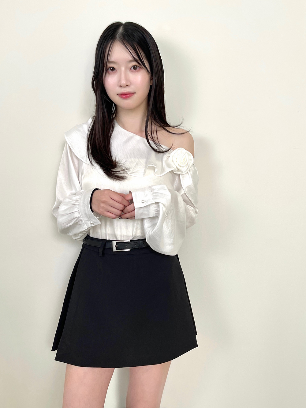 サテンラウンドネックオールシーズンブラウス | 詳細画像5