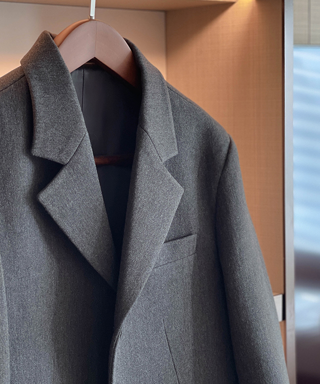 Chloé フランス製 ウール混 アシンメトリーボタン ジャケット グレー Chloé フランス製 ウール混 アシンメトリーボタン ジャケット グレー