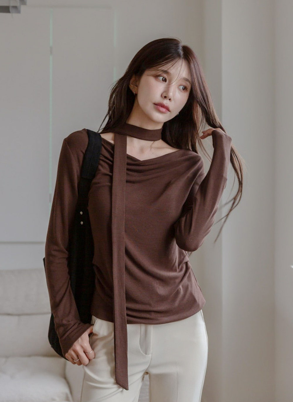ストラップ付オフショルダー長袖無地Tシャツ | DHOLIC | 詳細画像8