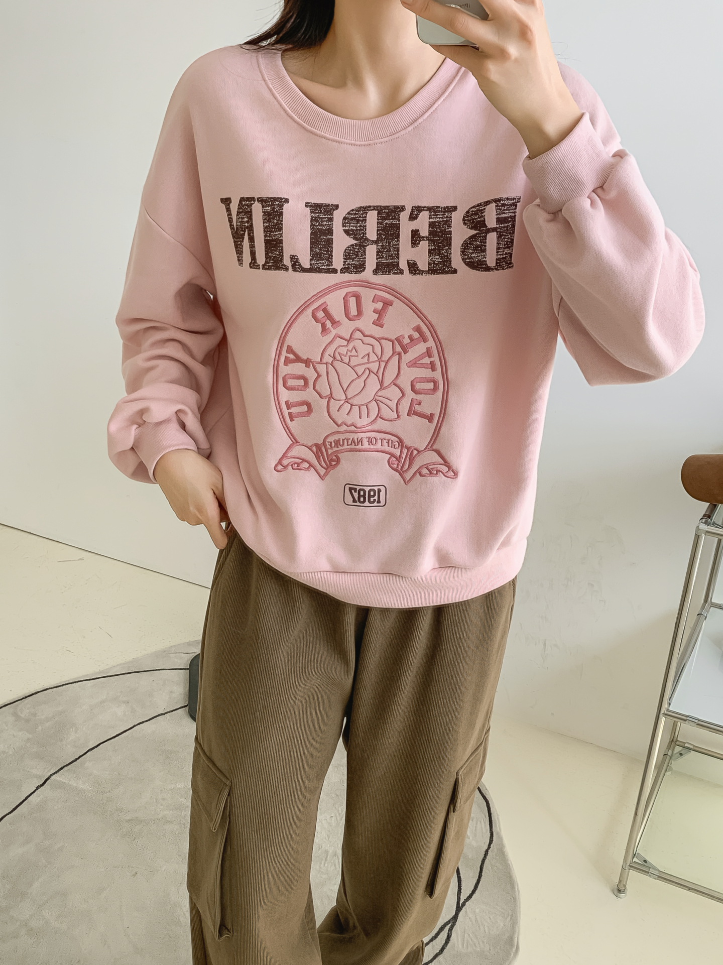 ルーズドロップショルダー刺繍スウェット | 詳細画像15