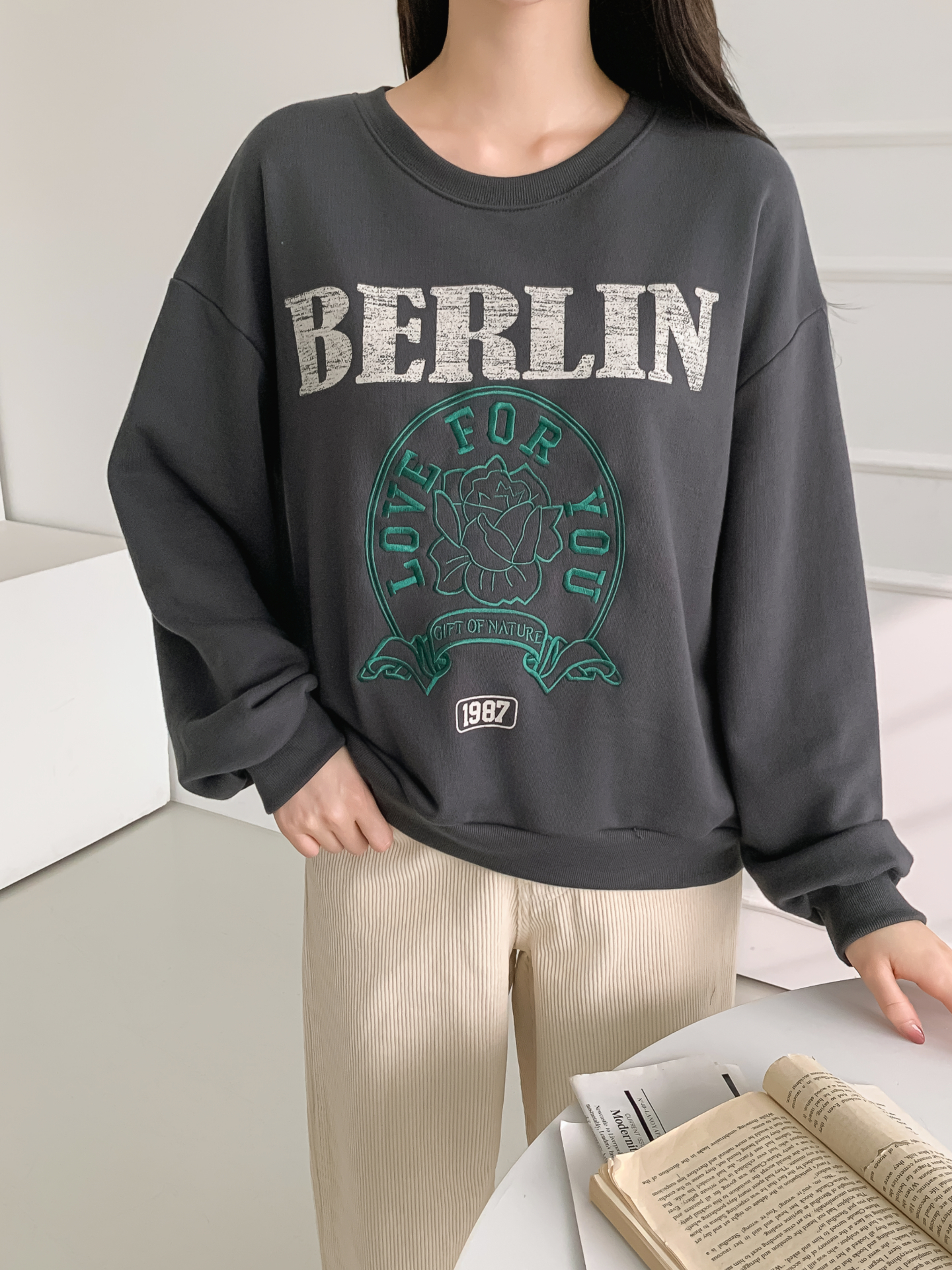ルーズドロップショルダー刺繍スウェット | 詳細画像22