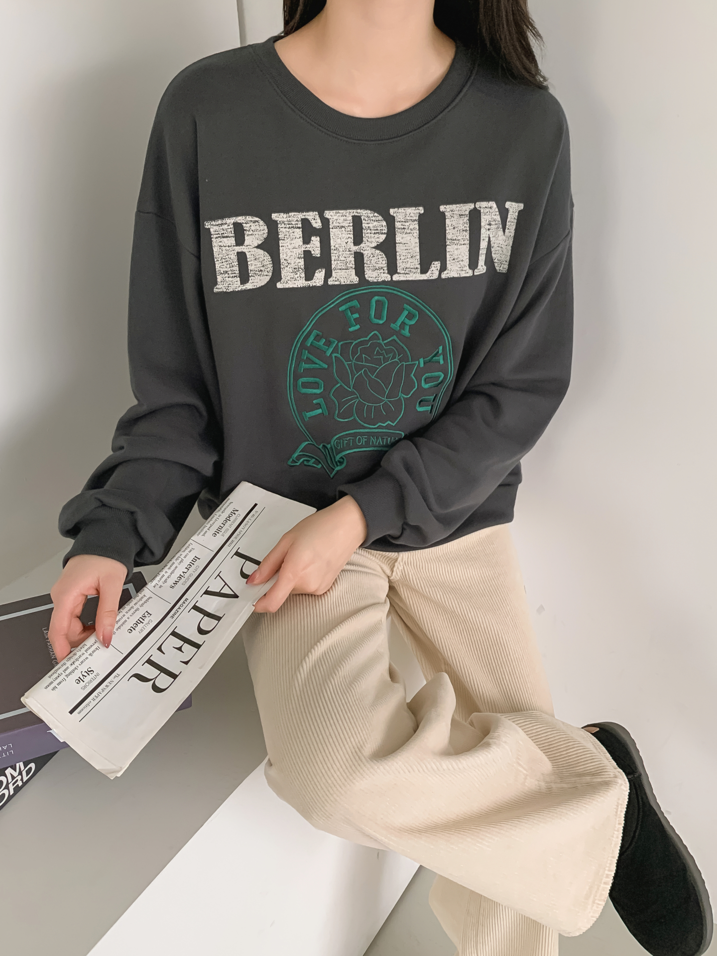 ルーズドロップショルダー刺繍スウェット | 詳細画像25