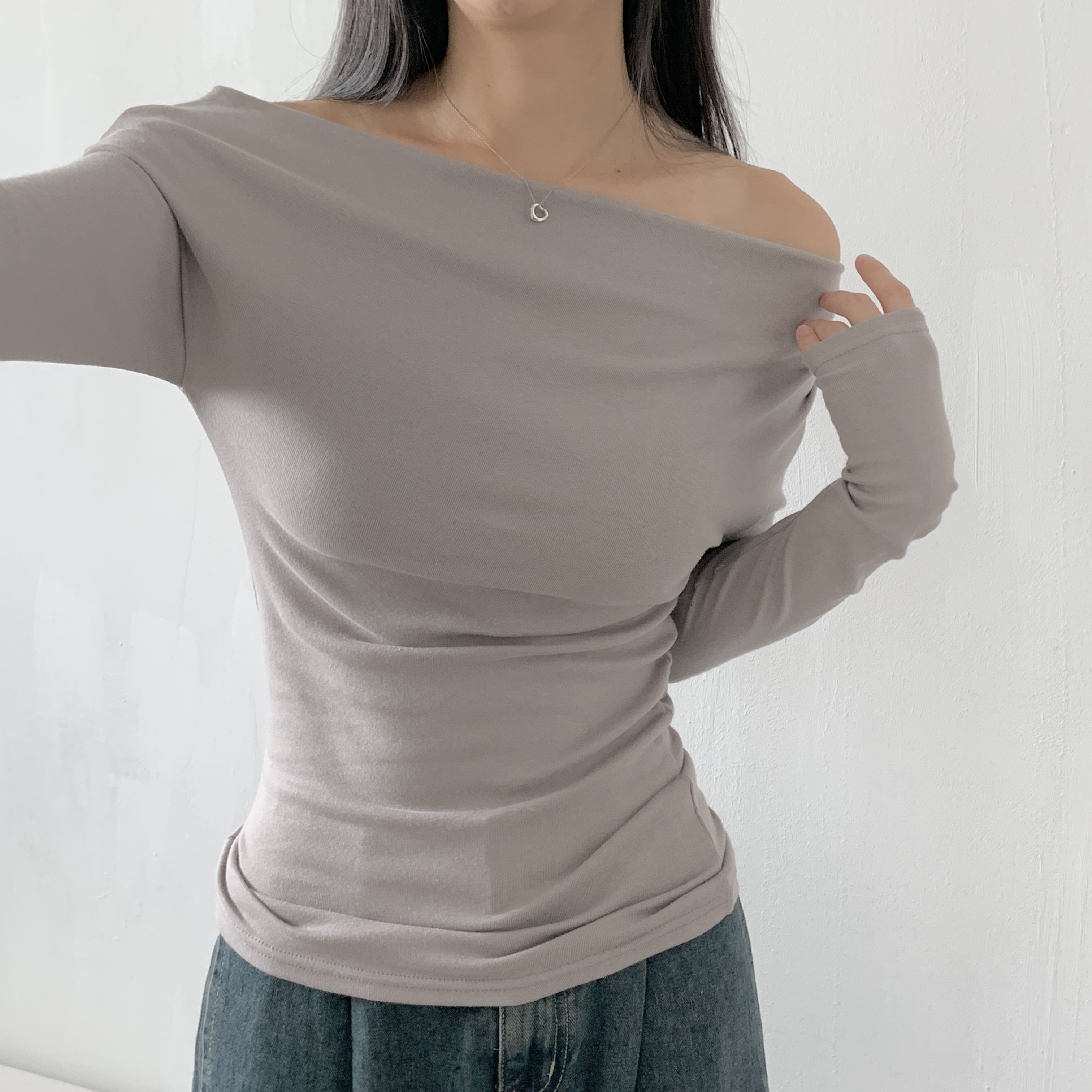 オフショルダー長袖無地Tシャツ | 詳細画像11