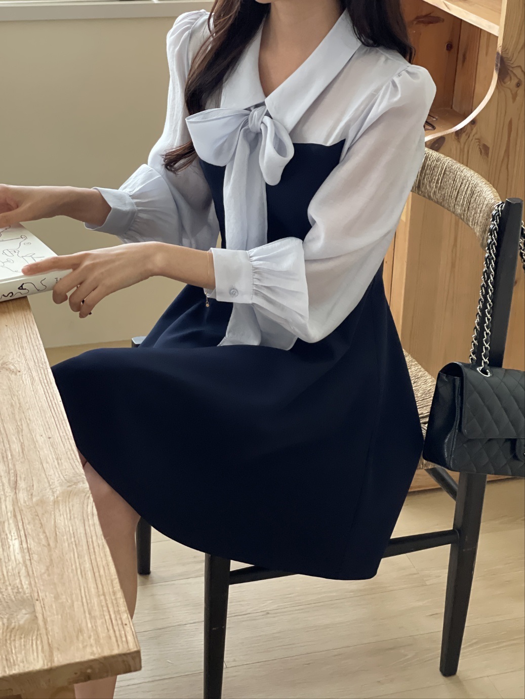 スカーフ付コンビレイヤード風ミニ配色ワンピース | 詳細画像4