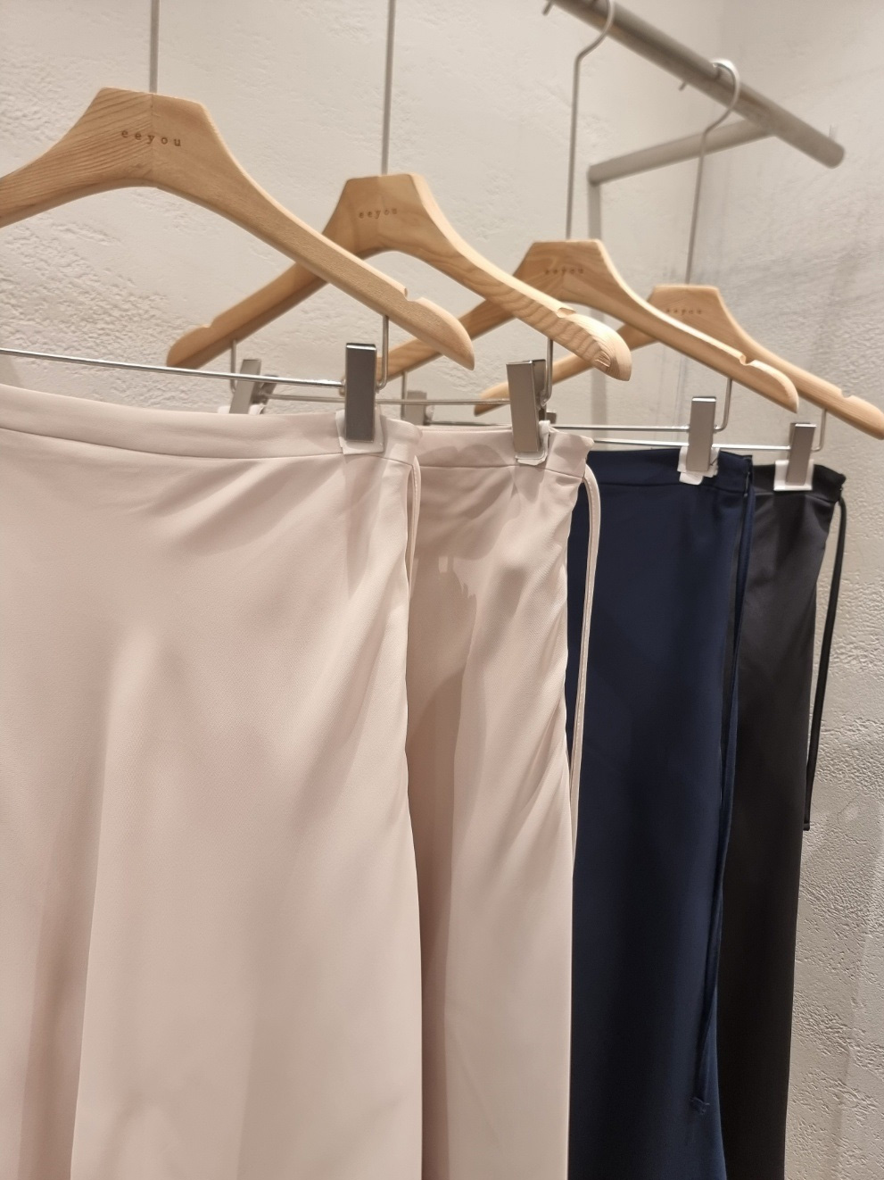 ストラップ付ラッフルロングスカート | 詳細画像19
