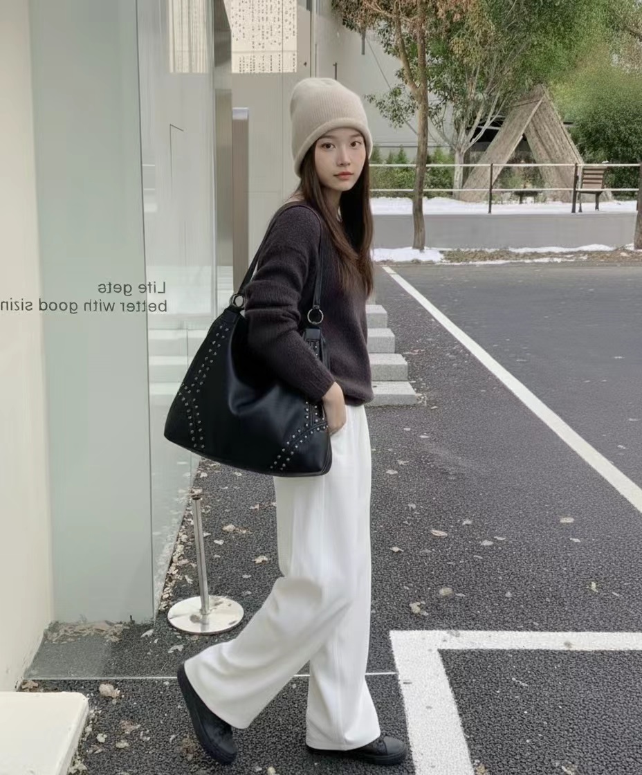 レザー調ラインスタッズショルダーバッグ | 詳細画像8