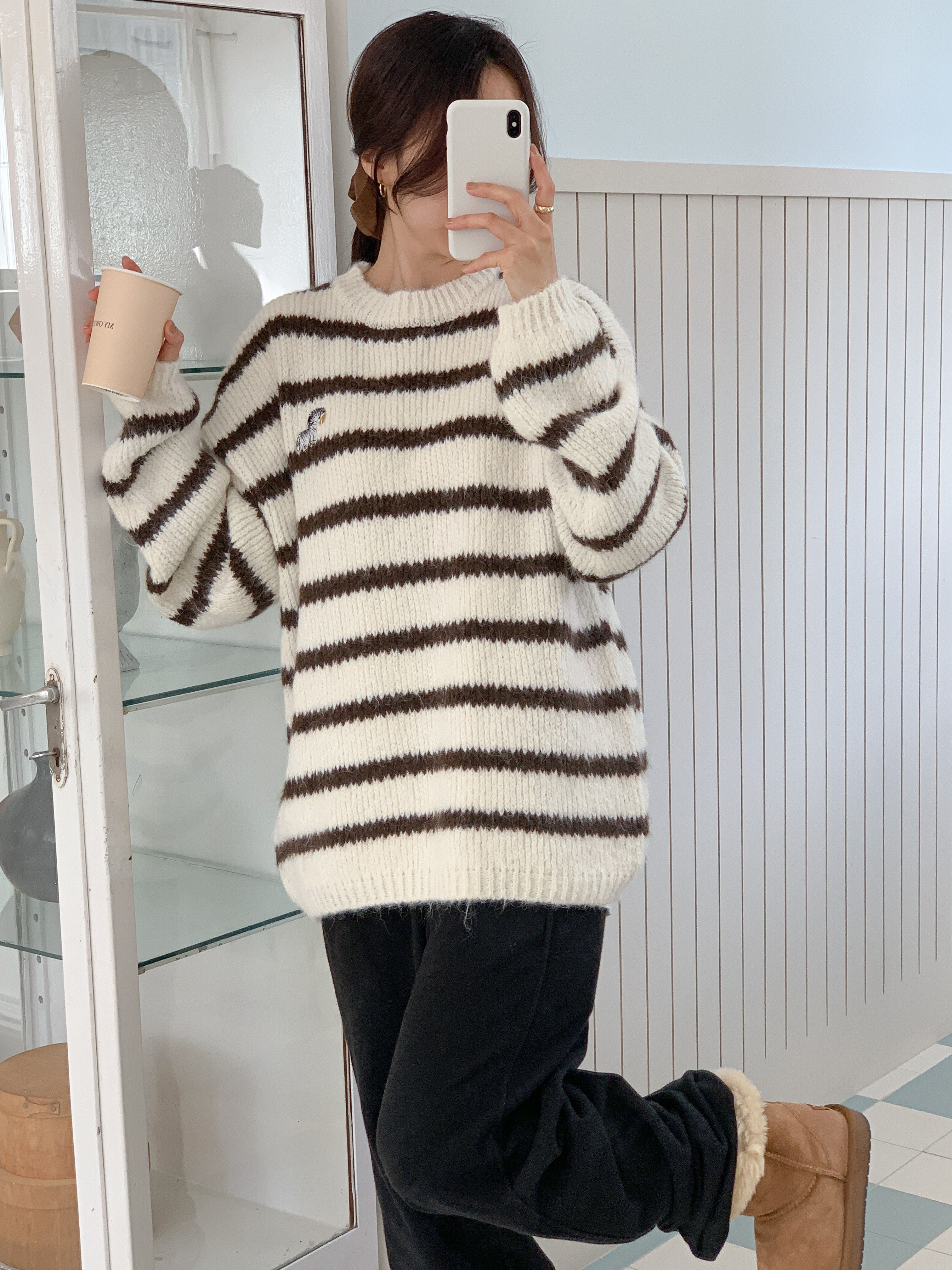 ラウンドネック刺繍ボーダーニット | 詳細画像4