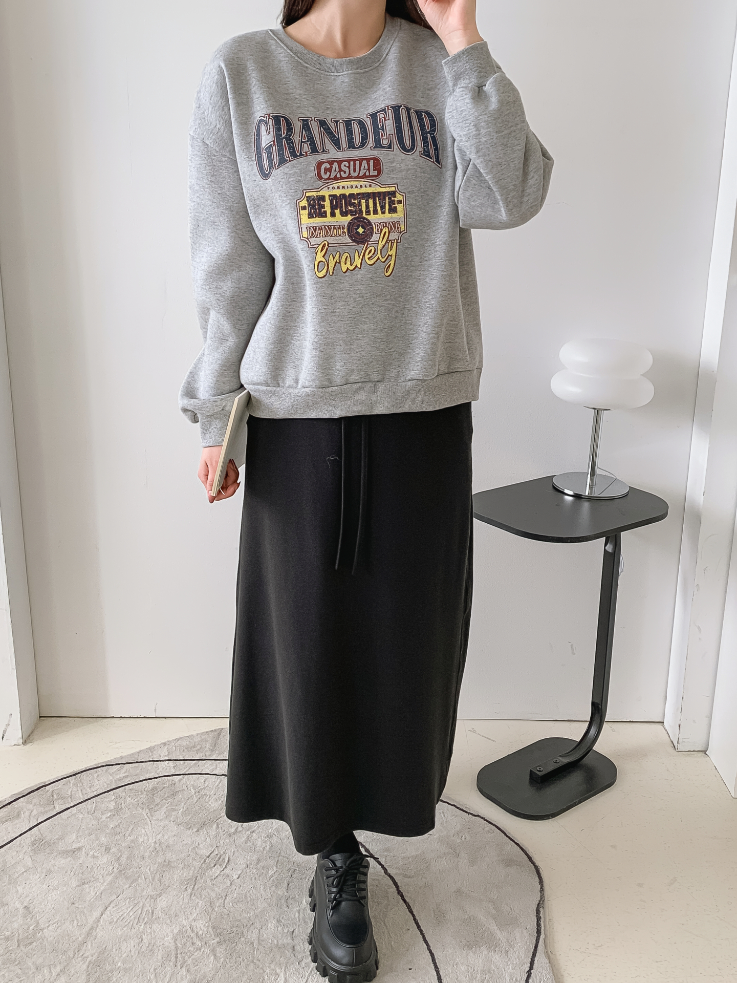裏起毛起毛裏地ラウンドネックルーズ長袖ロゴスウェット | 詳細画像10