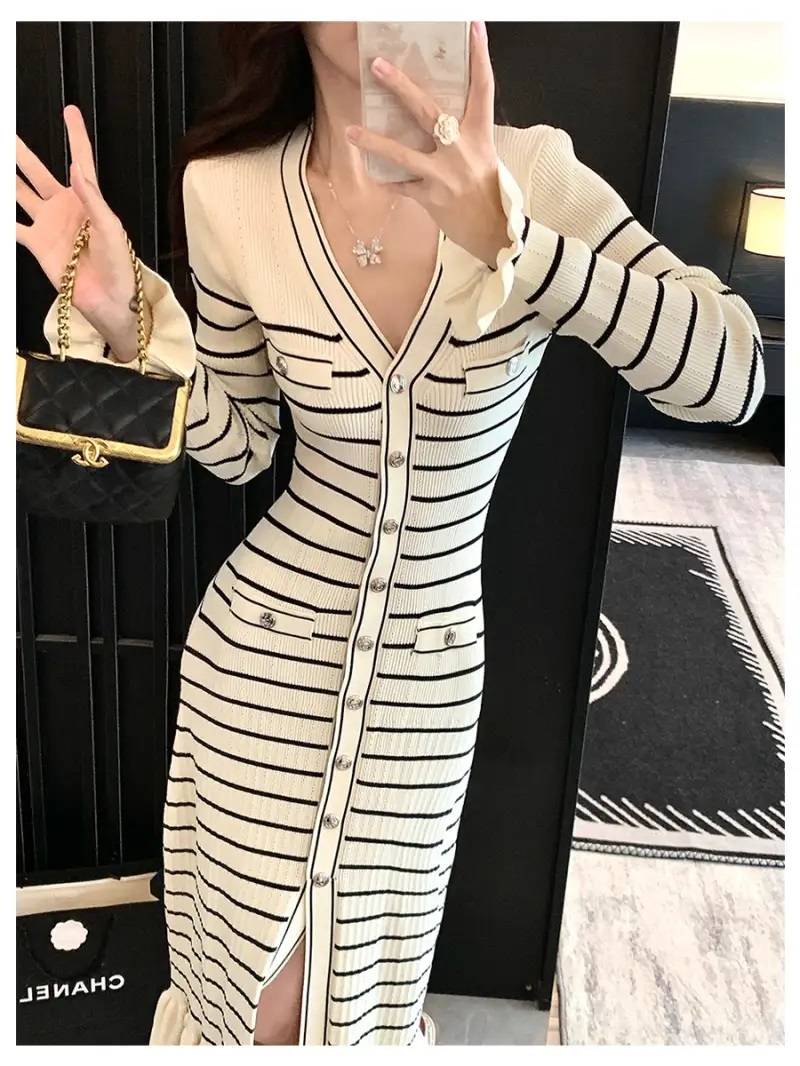 Vネックフリルスリムロングワンピース | 詳細画像4