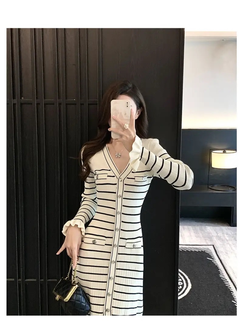 Vネックフリルスリムロングワンピース | 詳細画像5