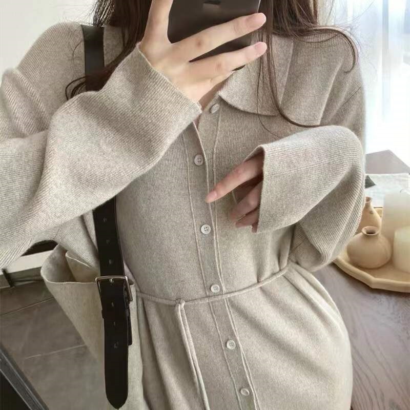 ストラップ付ボタンカラーロングワンピースニット | 詳細画像3