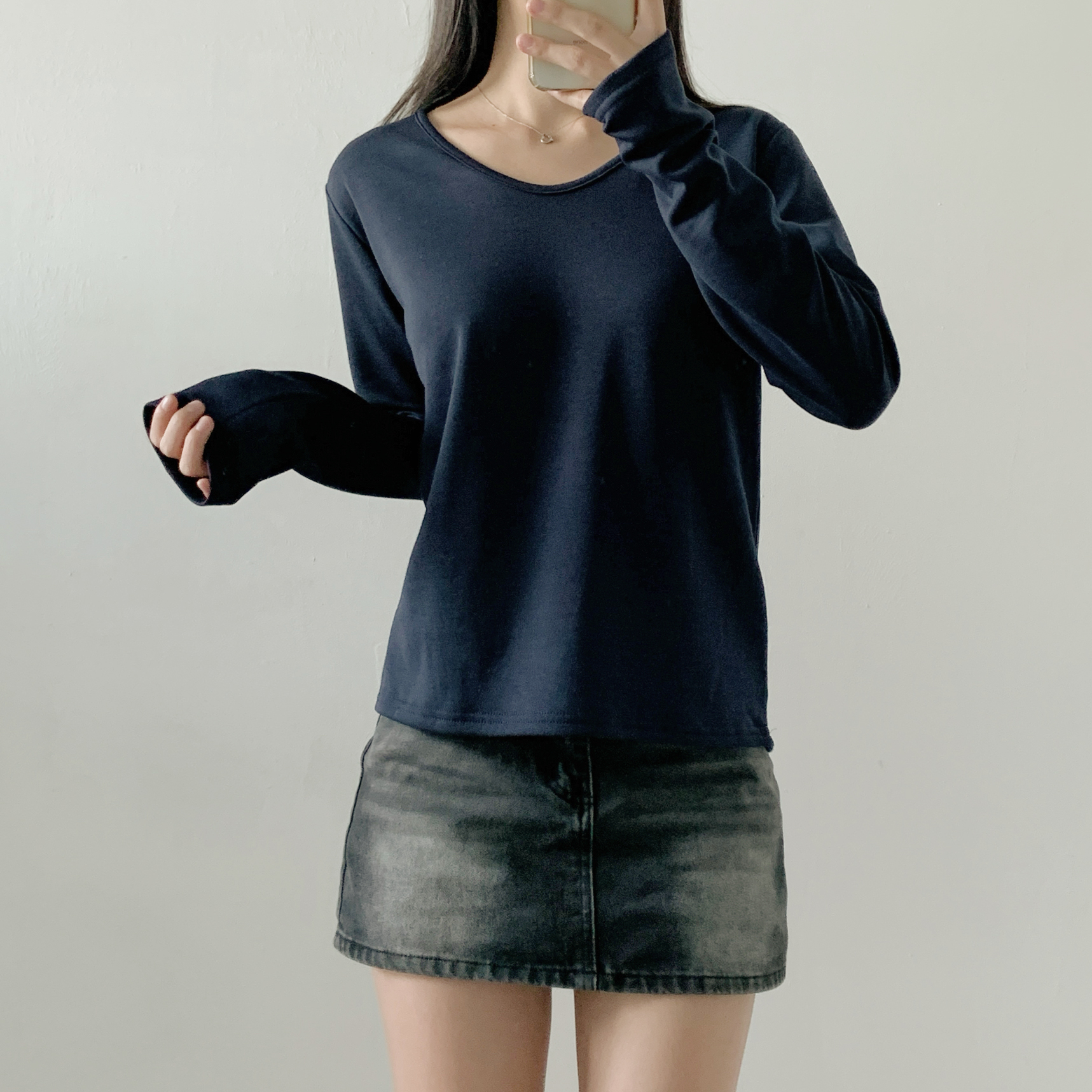 裏起毛Vネック長袖無地カラーTシャツ | 詳細画像10