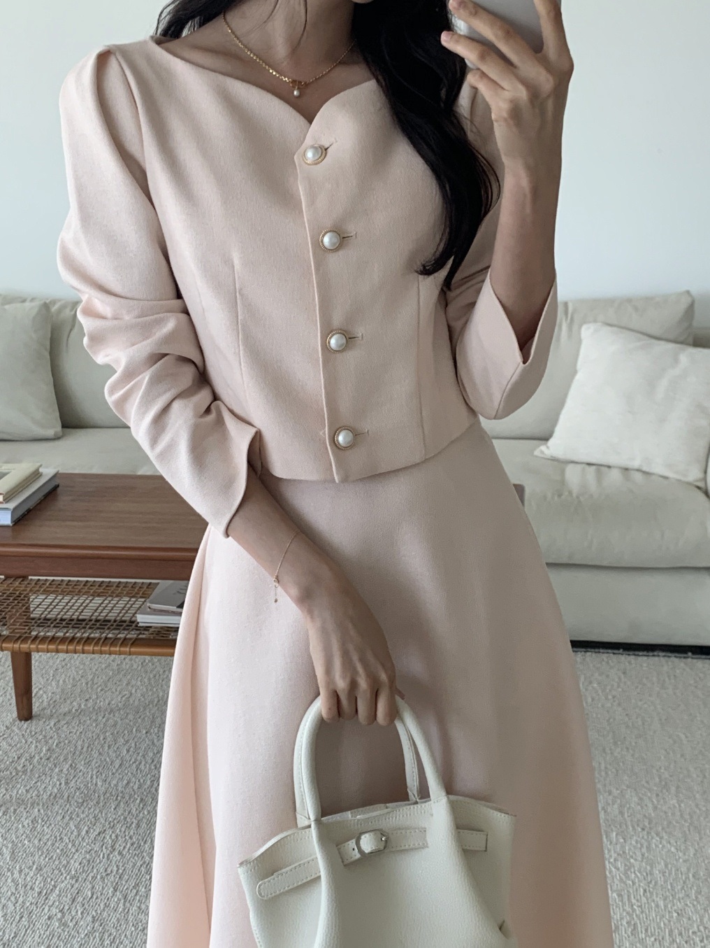 ハートネックパール調ボタンクロップドロングフレアセットアップ | 詳細画像4