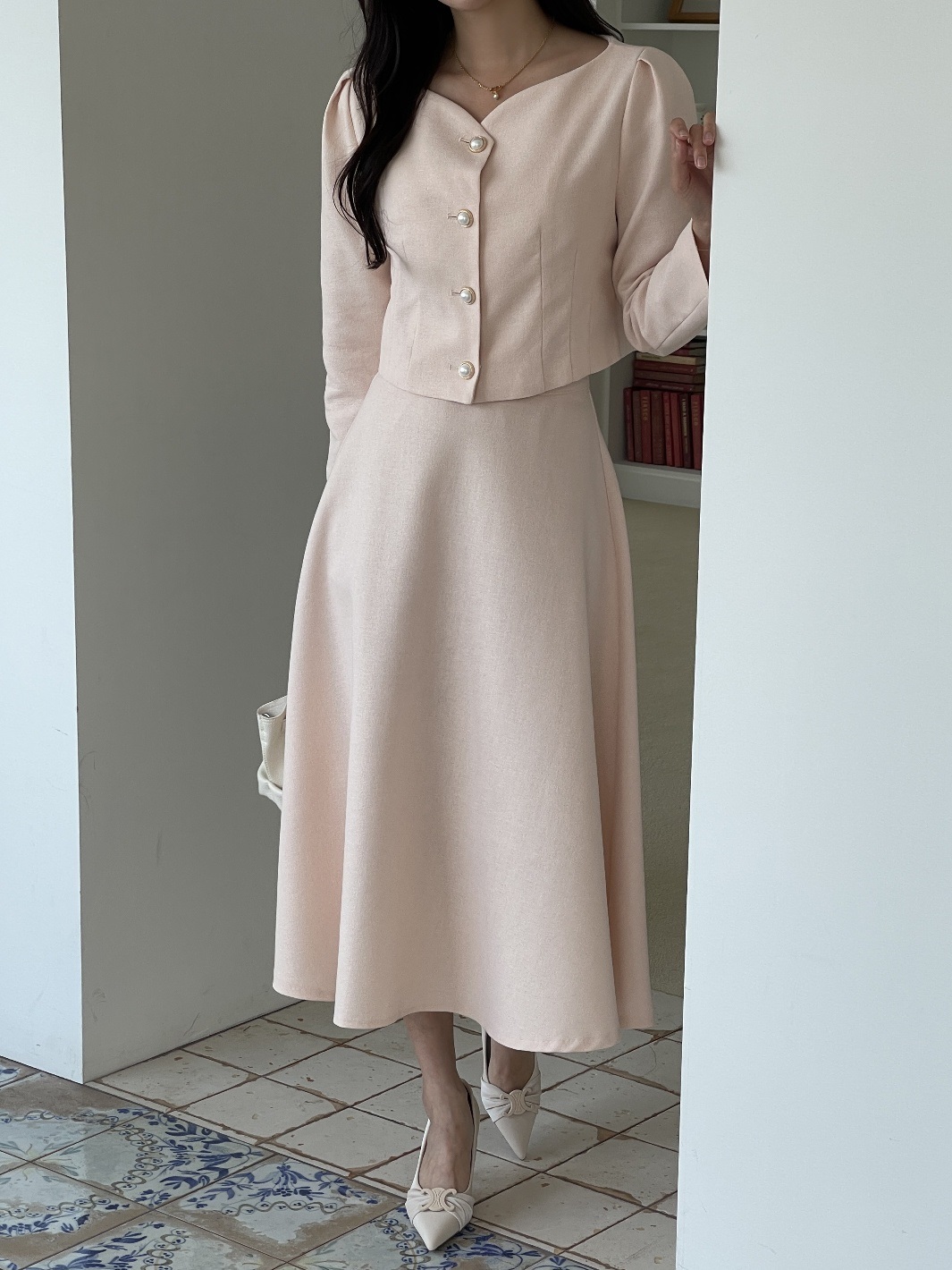 ハートネックパール調ボタンクロップド長袖ジャケット | 詳細画像6