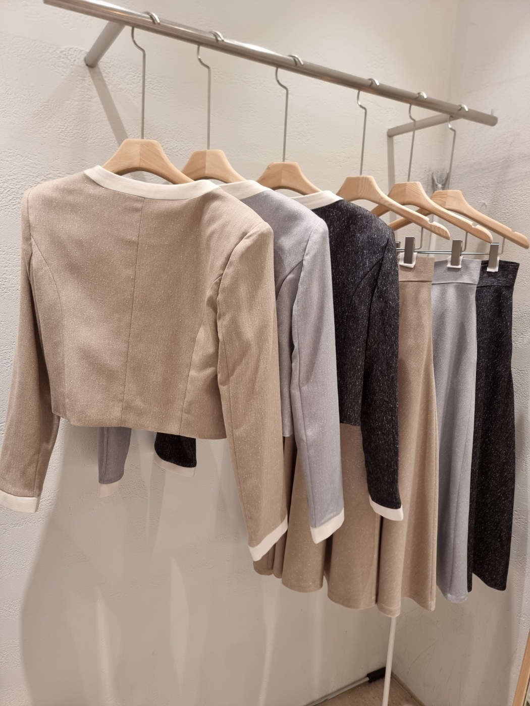 メランジポケット肩パッドクロップドロングフレア配色セットアップ | 詳細画像20