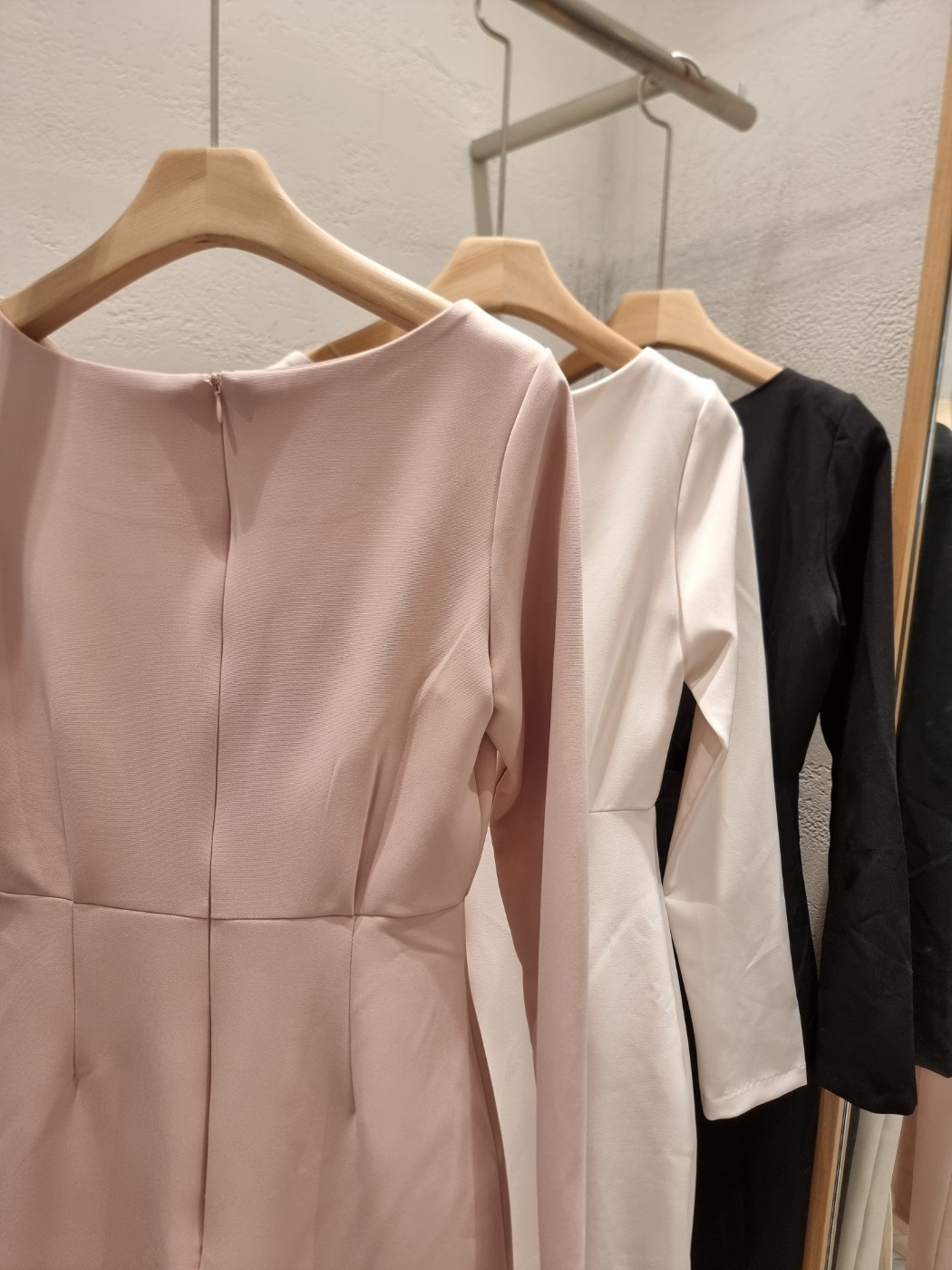 ボートネックシンプルスリムロング長袖ワンピース | 詳細画像22