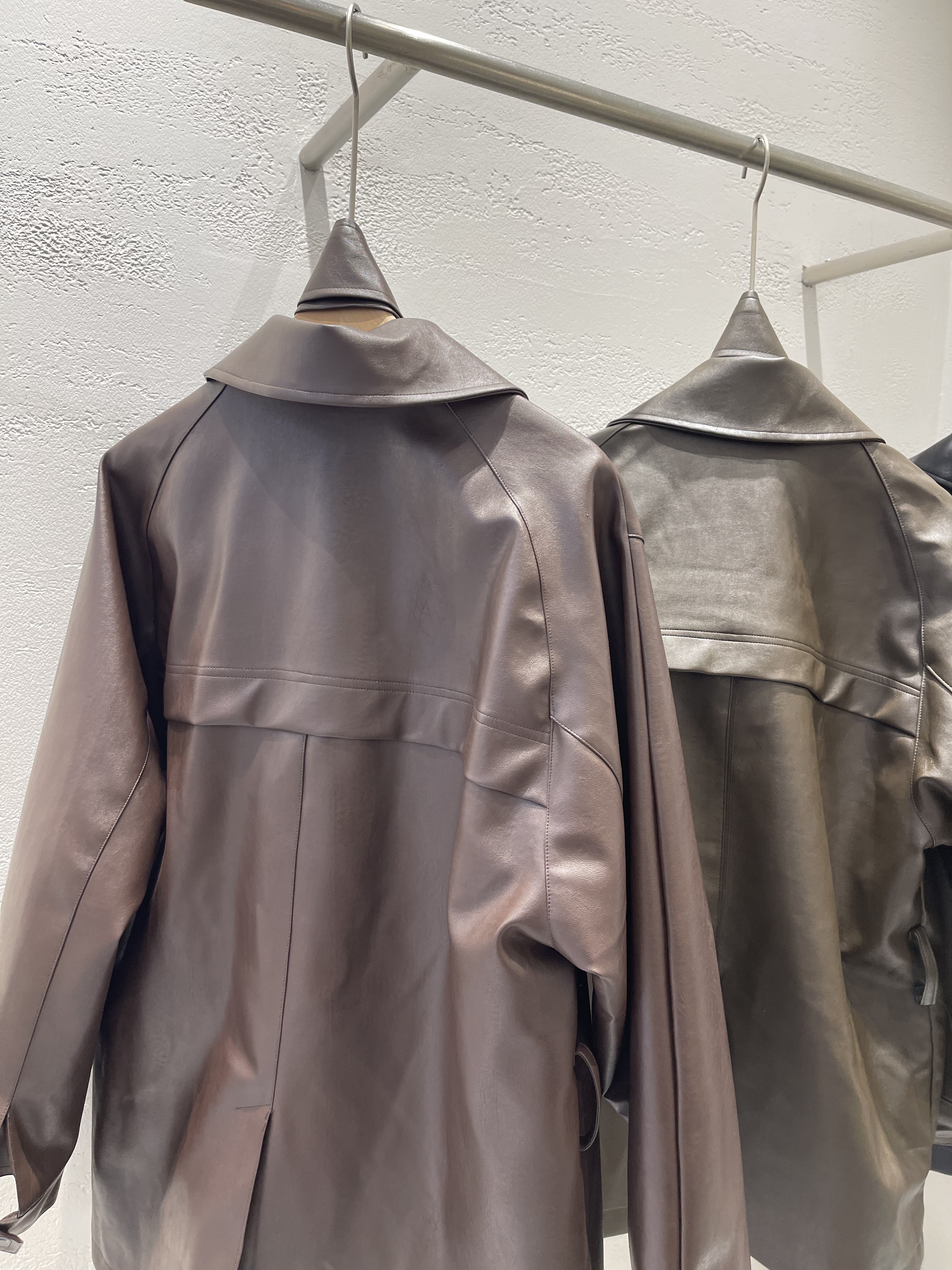 ストラップ付レザー調カラーオーバーサイズジャケット | 詳細画像21