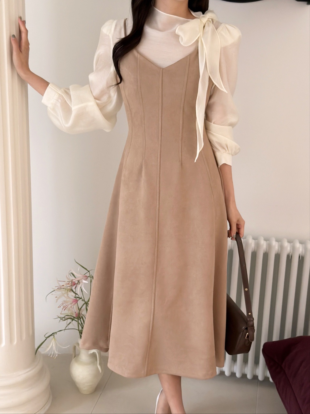 スエード調Vネックラインフレアワンピース | 詳細画像3