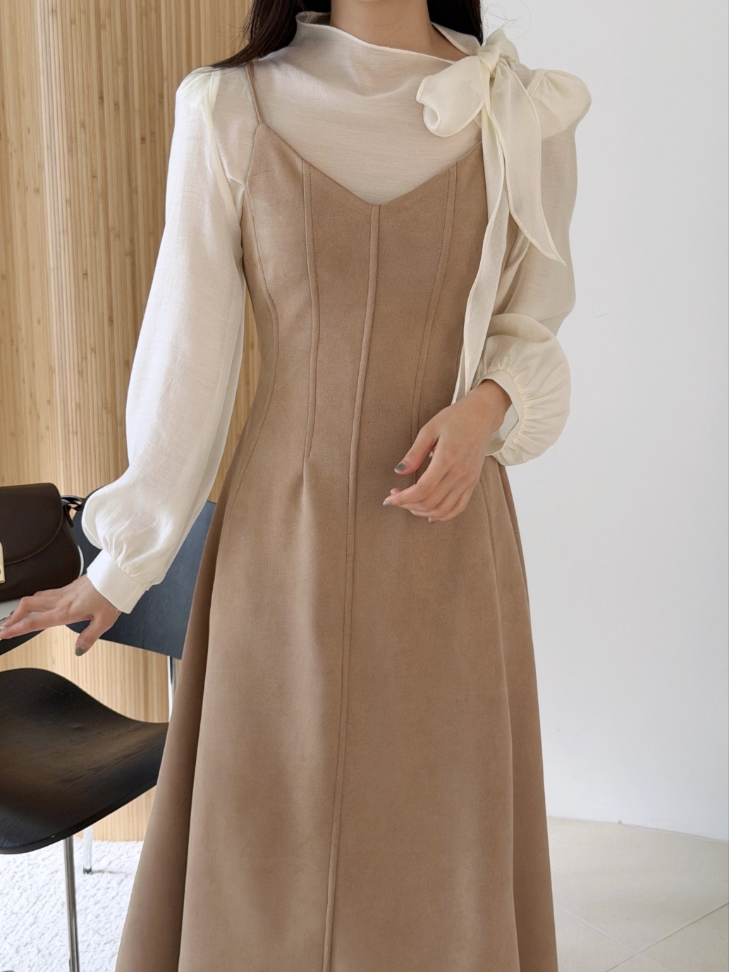 スエード調Vネックラインフレアワンピース | 詳細画像6