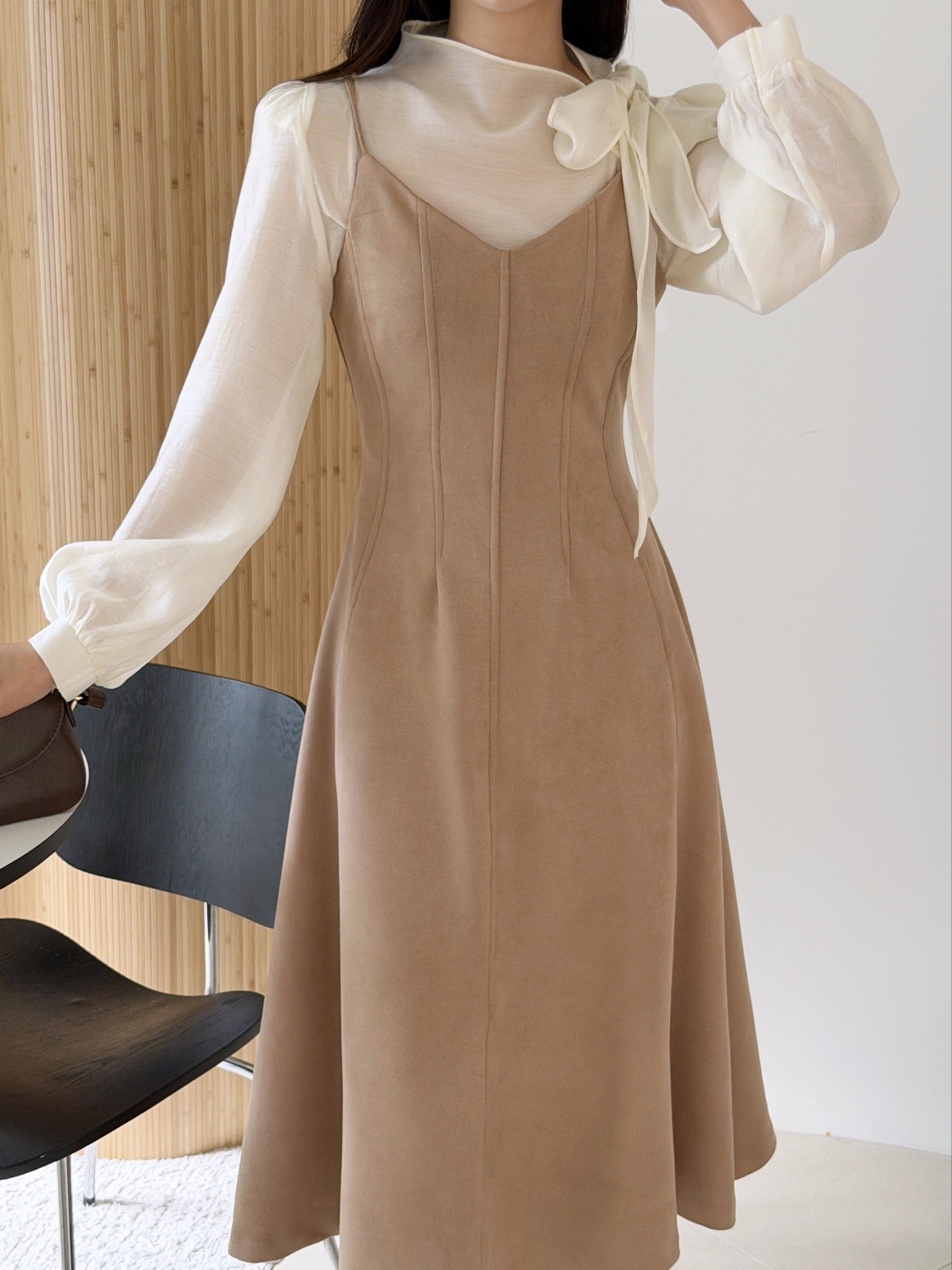 スエード調Vネックラインフレアワンピース | 詳細画像18