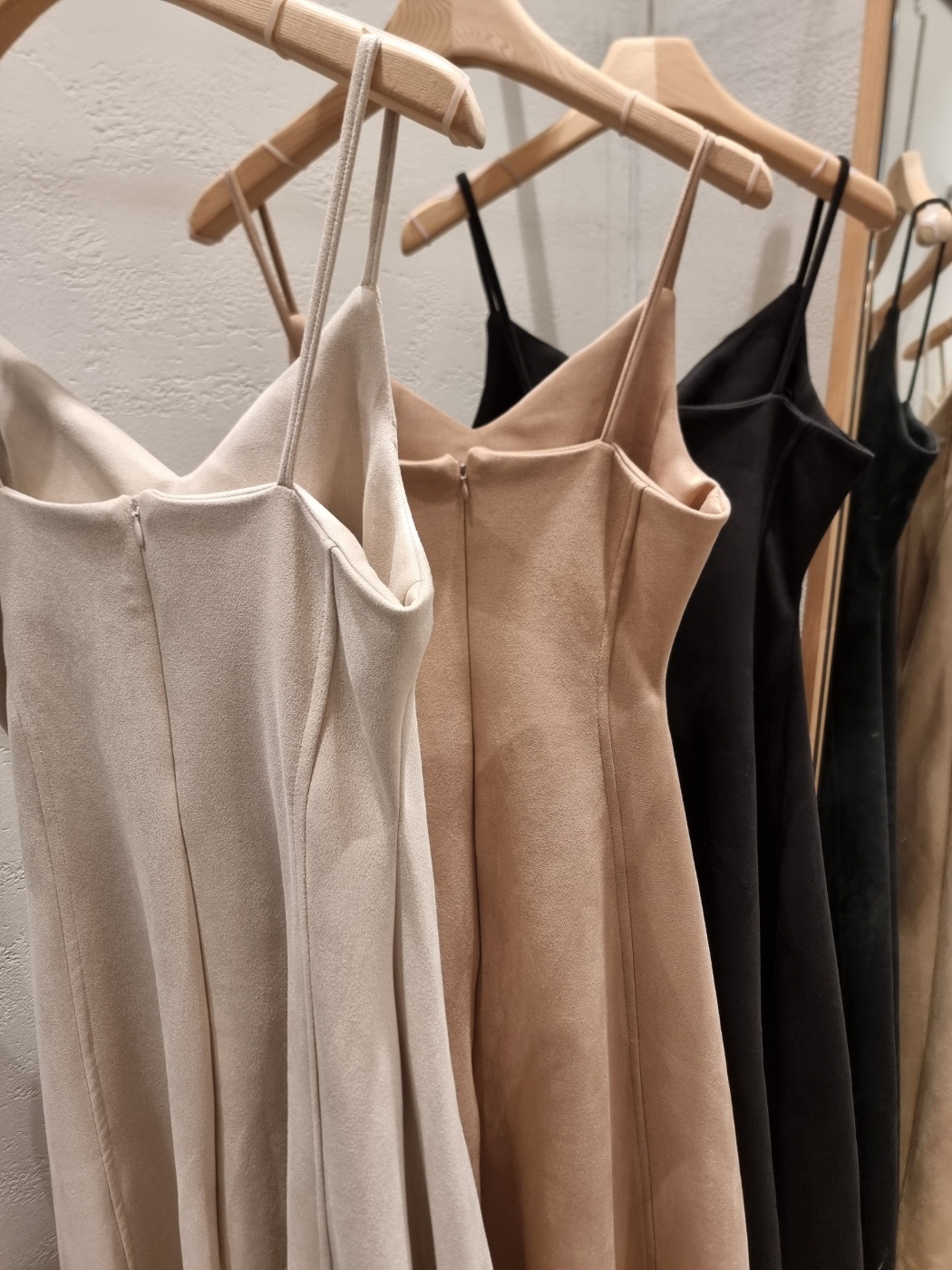 スエード調Vネックラインフレアワンピース | 詳細画像23