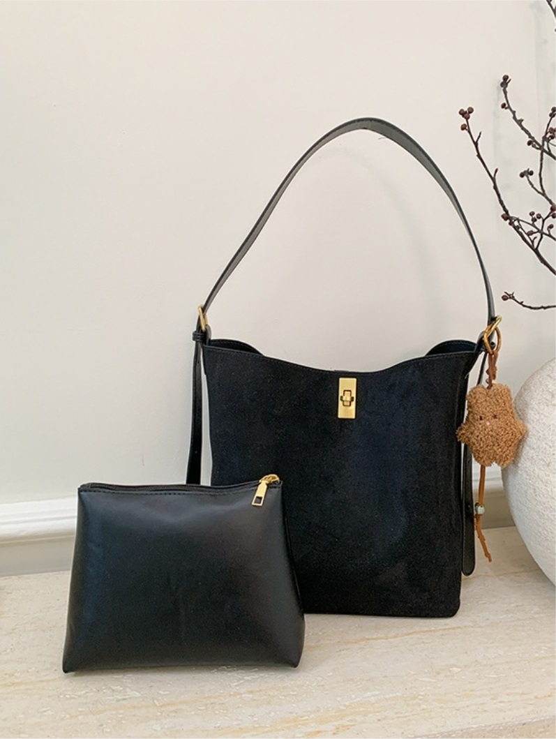 スエード調ベーシックショルダーバッグ | 詳細画像13