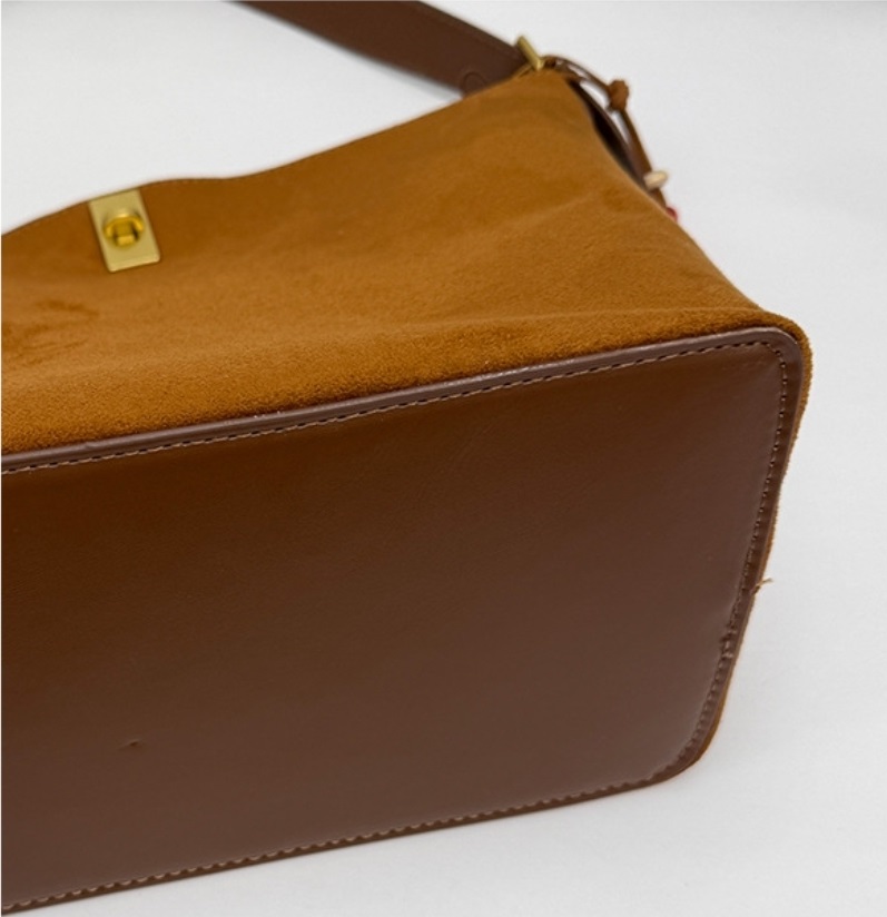 スエード調ベーシックショルダーバッグ | 詳細画像14