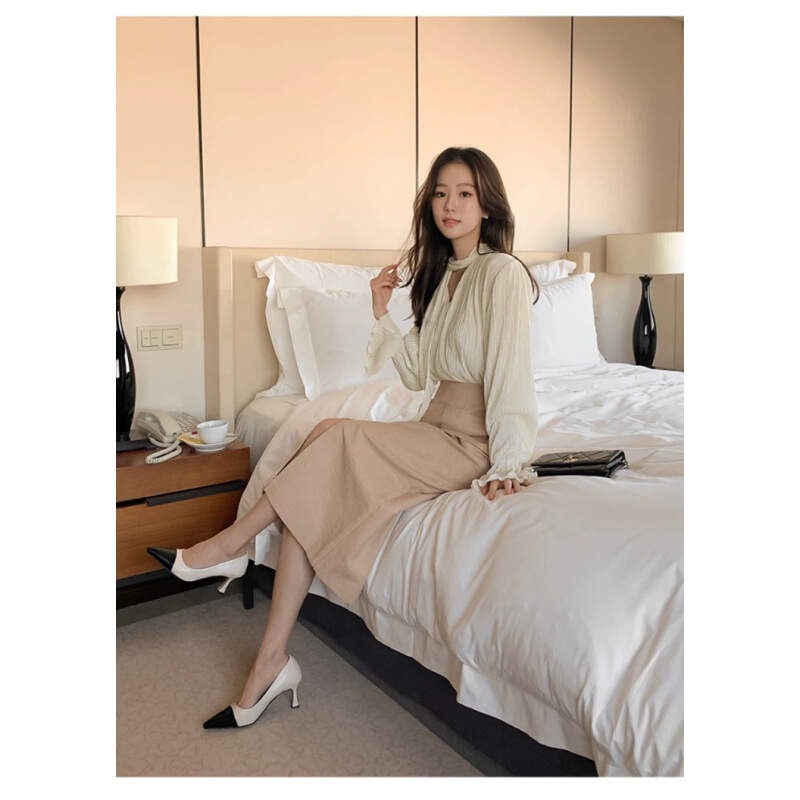 ボウタイVネックフリルリンクルブラウス | 詳細画像8