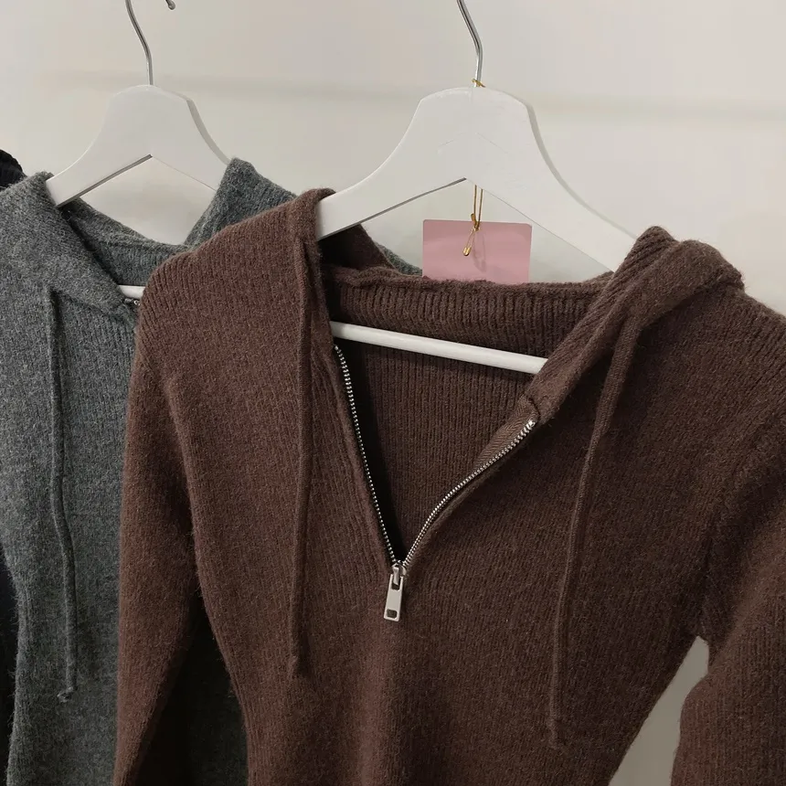 リブフードミニジップアップスリムワンピース | mirangmirang | 詳細画像26