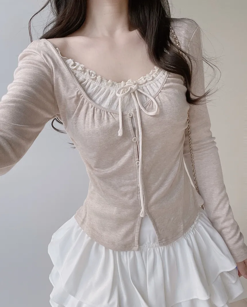 Uネックレイヤード風シャーリングボタンリボンTシャツ | mirangmirang | 詳細画像3