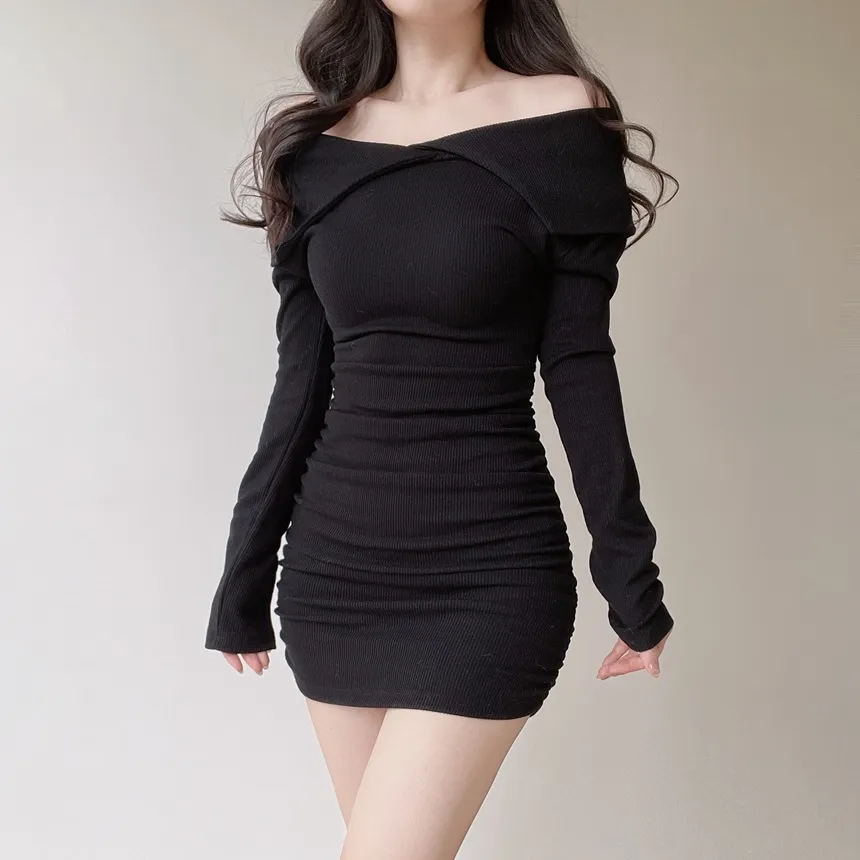 リブオフショルダーシャーリングミニワンピース | mirangmirang | 詳細画像16