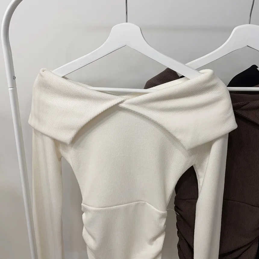 リブオフショルダーシャーリングミニワンピース | mirangmirang | 詳細画像37