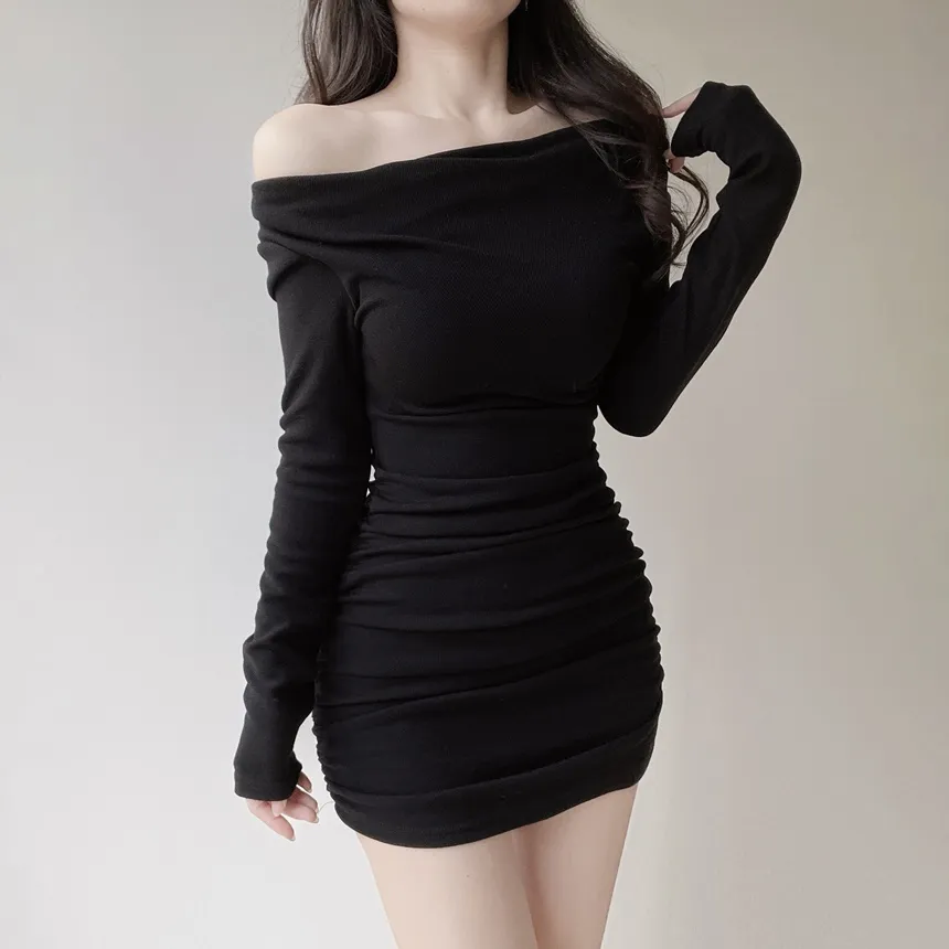 ドレープシャーリングミニオフショルダー無地ワンピース | mirangmirang | 詳細画像23