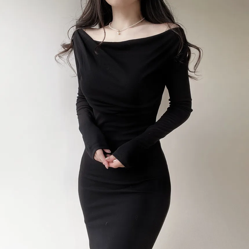 ドレープスリムロングオフショルダー無地ワンピース | mirangmirang | 詳細画像13