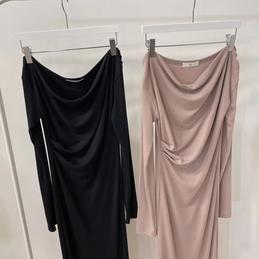 ドレープスリムロングオフショルダー無地ワンピース | mirangmirang | 詳細画像21