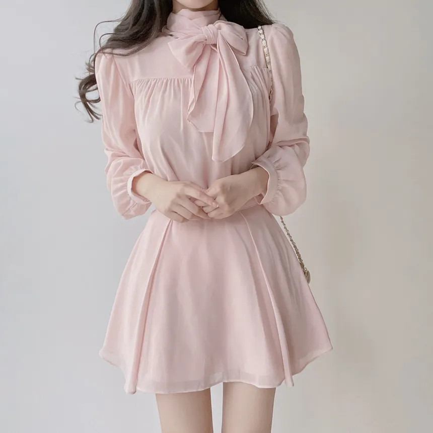 シースルースカーフネックシャーリングブラウスアンサンブル | mirangmirang | 詳細画像24