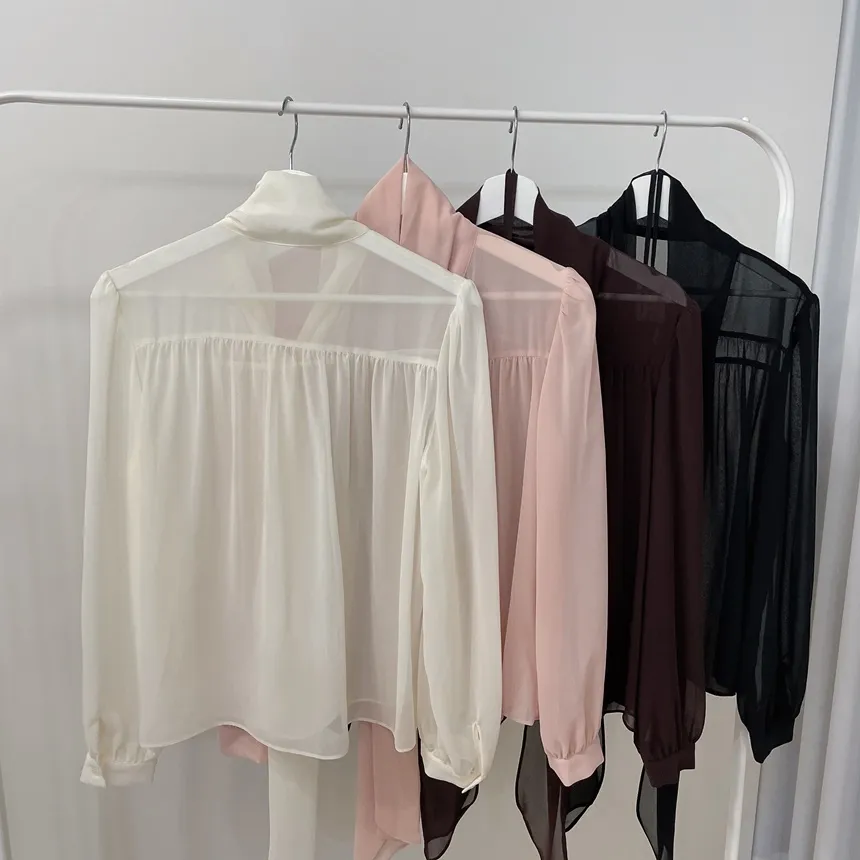 シースルースカーフネックシャーリングブラウスアンサンブル | mirangmirang | 詳細画像36