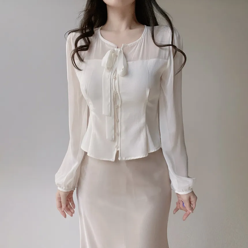 ラウンドネックボタンリボンブラウス | mirangmirang | 詳細画像5