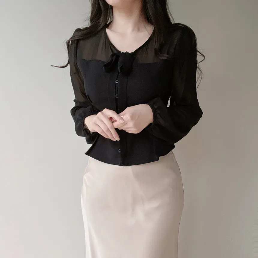 ラウンドネックボタンリボンブラウス | mirangmirang | 詳細画像11