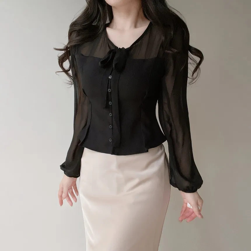 ラウンドネックボタンリボンブラウス | mirangmirang | 詳細画像13