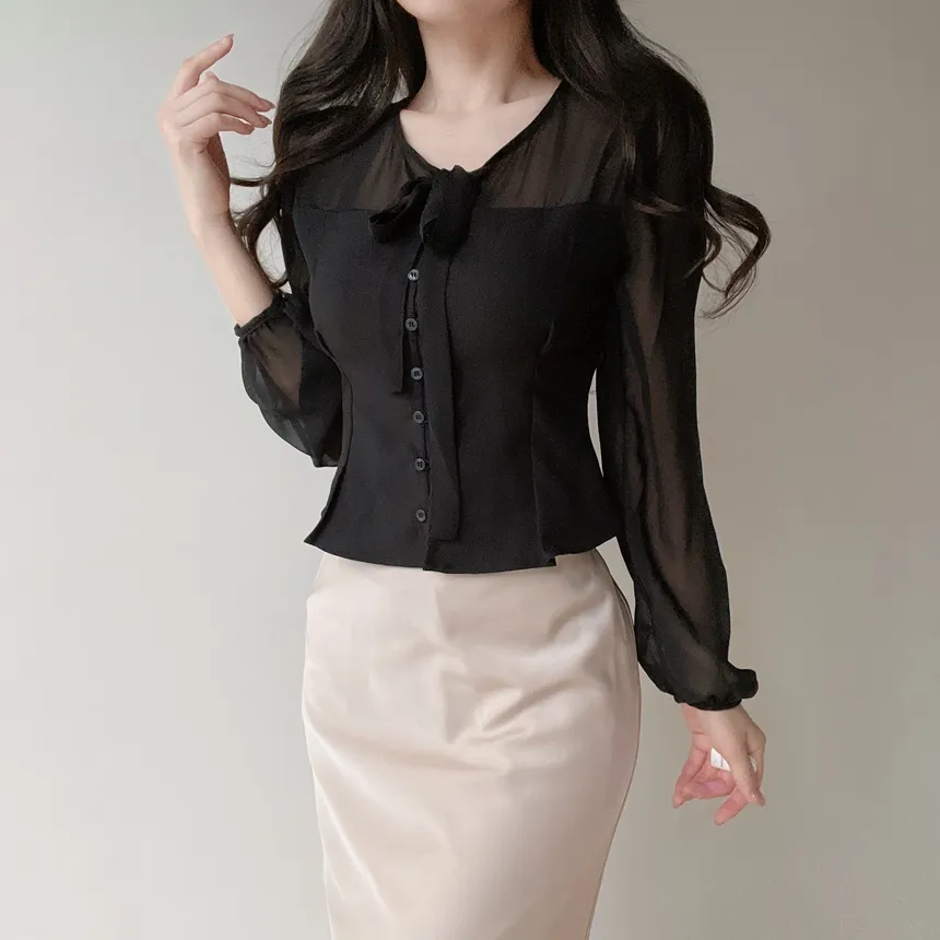 ラウンドネックボタンリボンブラウス | mirangmirang | 詳細画像14