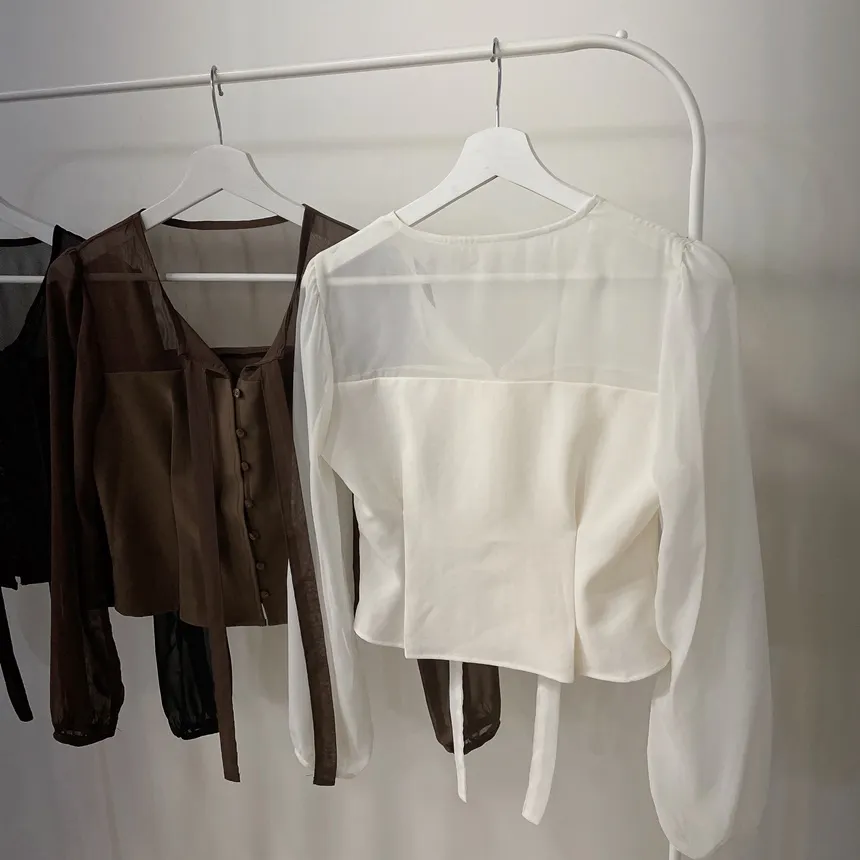 ラウンドネックボタンリボンブラウス | mirangmirang | 詳細画像18