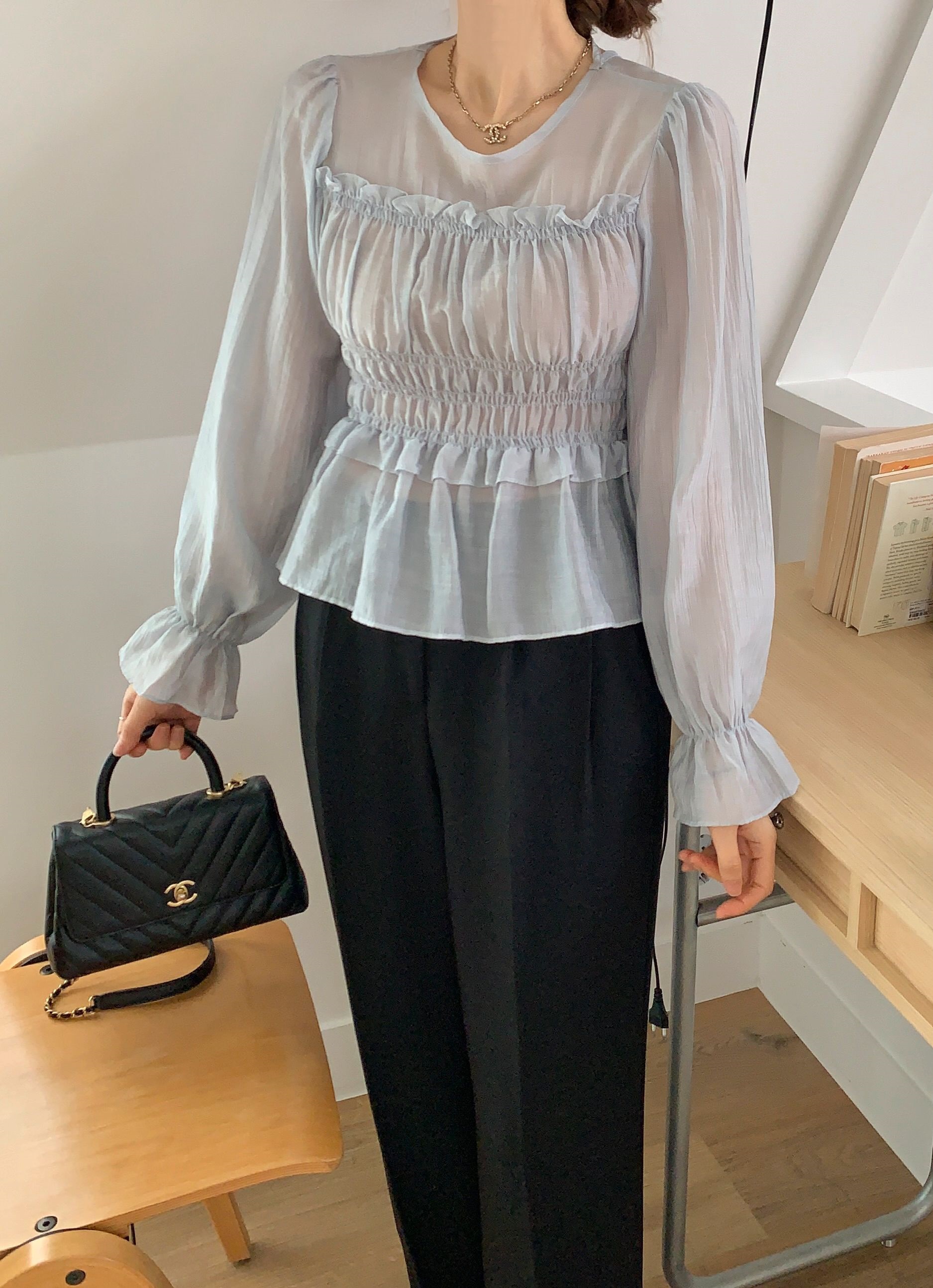 シースルーシャーリングフリルペプラムブラウス | 詳細画像2