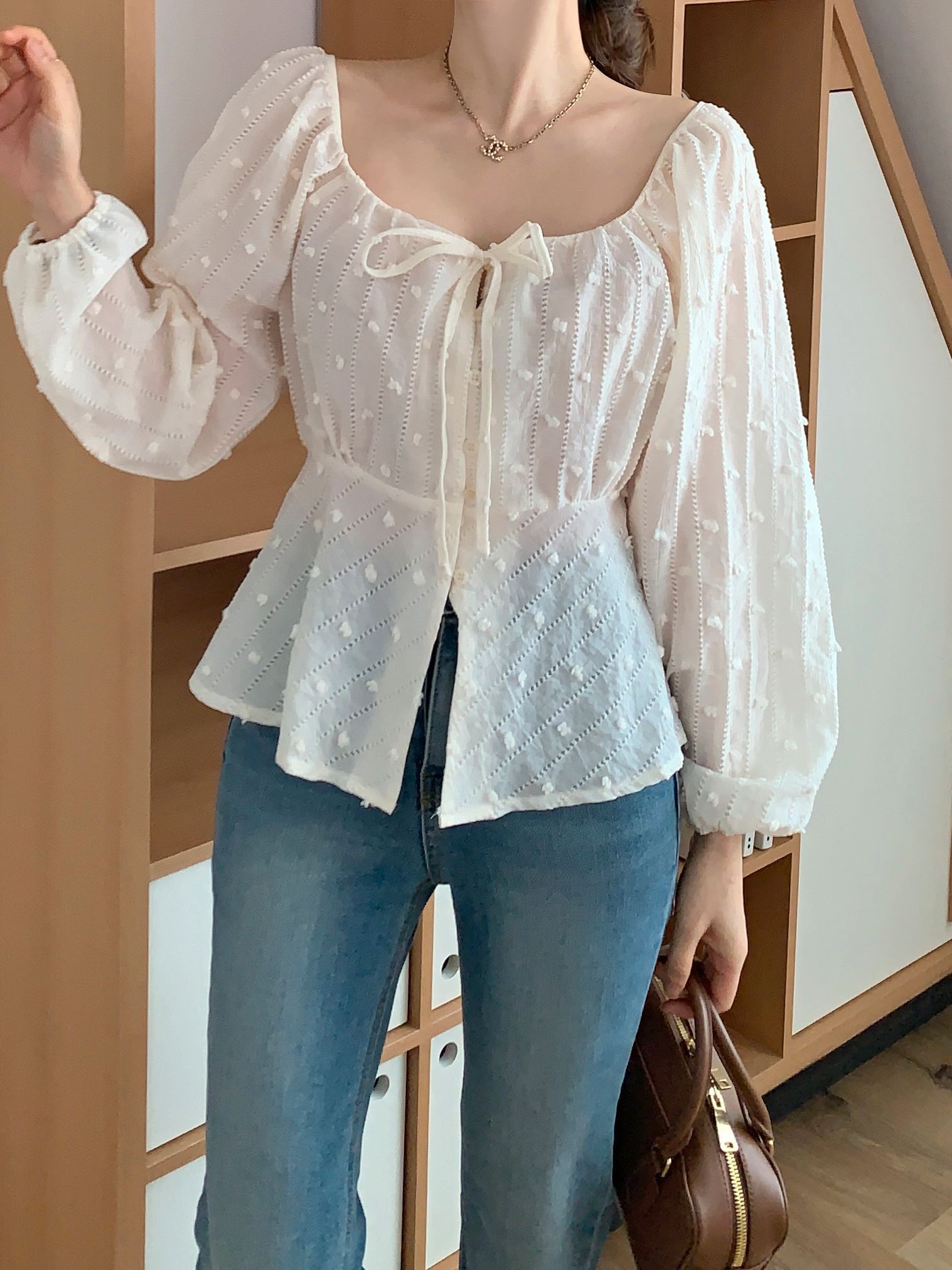 シースルーパンチングリボンスクエアネックバルーンブラウス | 詳細画像2