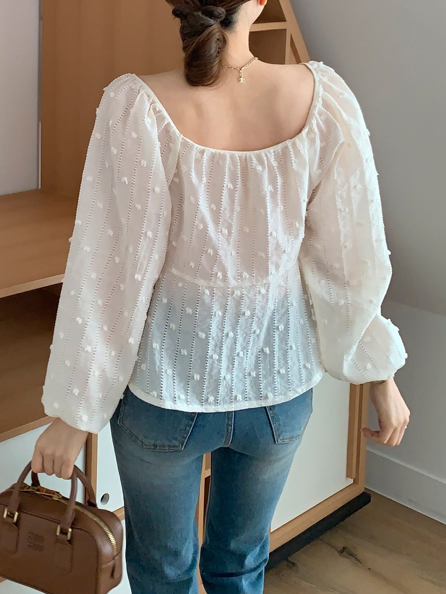 シースルーパンチングリボンスクエアネックバルーンブラウス | 詳細画像9