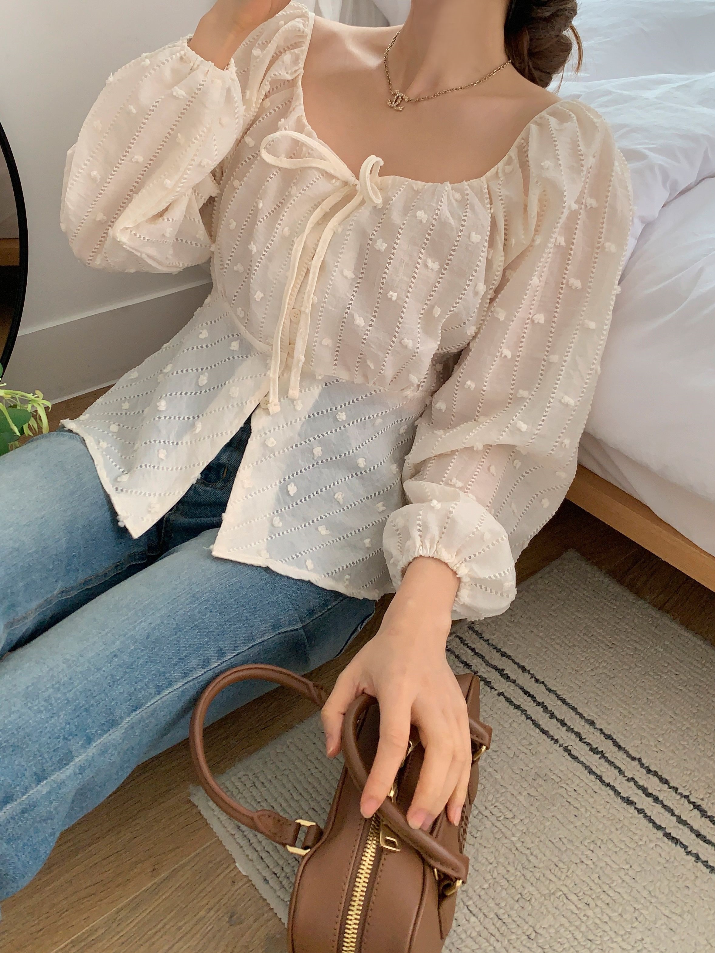 シースルーパンチングリボンスクエアネックバルーンブラウス | 詳細画像15