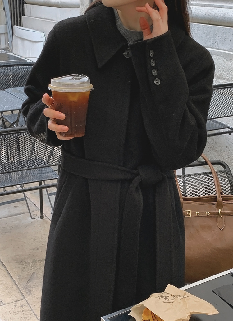 極美品　ソブ　ウールロングコート　アイボリー　ベルト付き　くるみボタン　M相当 ベルト付ウール混長袖カラーボタンルーズボクシーロングコート