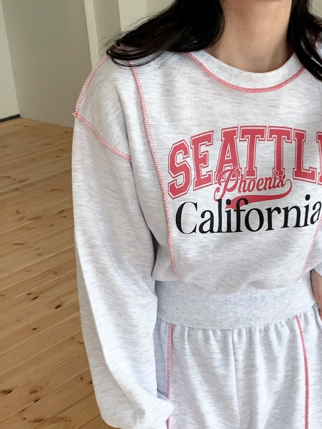 起毛裏地ラウンドネックウエストゴム長袖ワイドロゴセットアップパンツスウェット | 詳細画像3