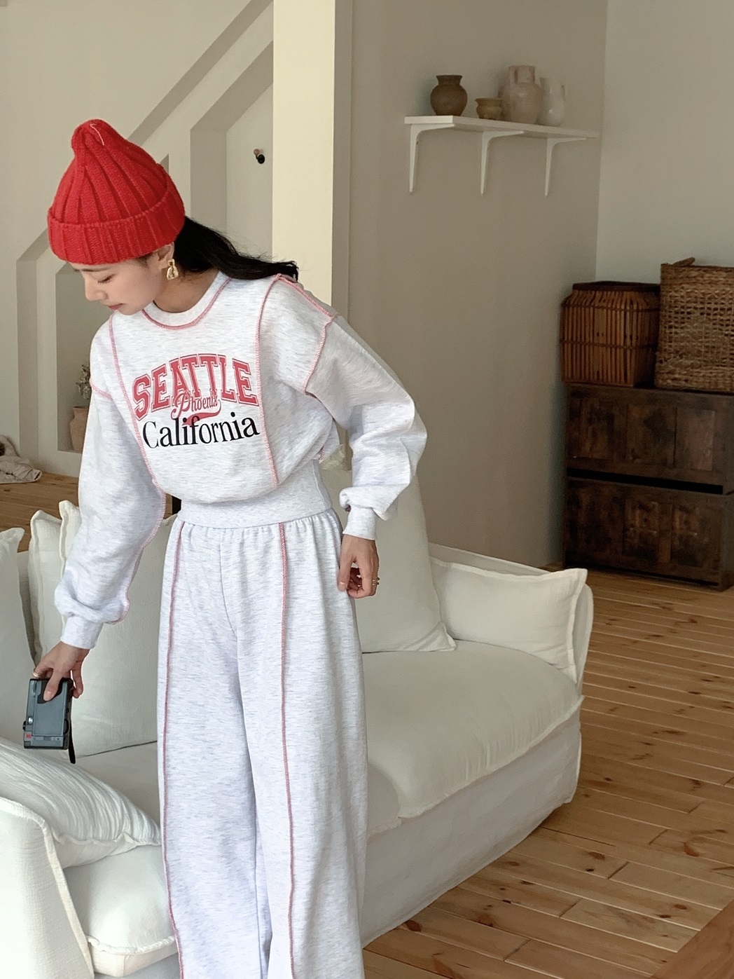 起毛裏地ラウンドネックウエストゴム長袖ワイドロゴセットアップパンツスウェット | 詳細画像11